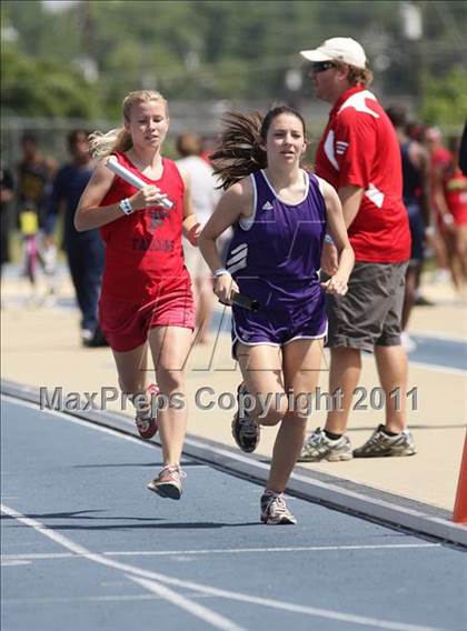 Thumbnail 1 in NCHSAA 2A Track & Field Championships photogallery.