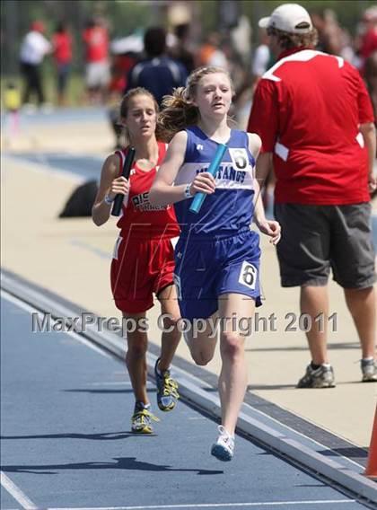 Thumbnail 2 in NCHSAA 2A Track & Field Championships photogallery.