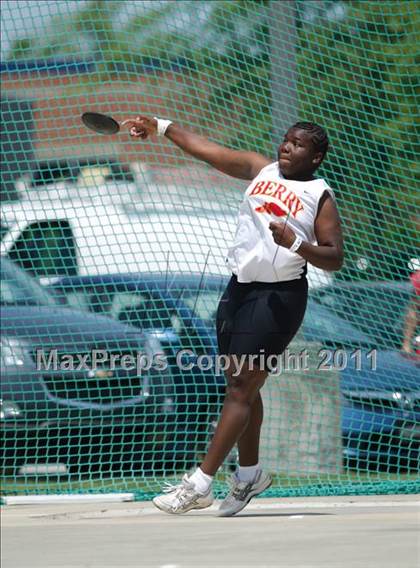 Thumbnail 3 in NCHSAA 2A Track & Field Championships photogallery.