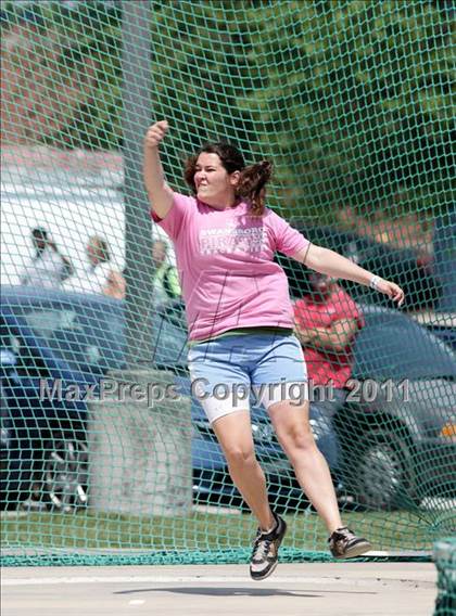 Thumbnail 3 in NCHSAA 2A Track & Field Championships photogallery.