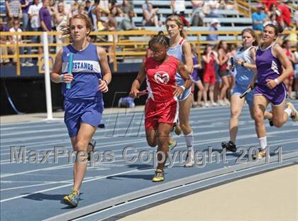 Thumbnail 1 in NCHSAA 2A Track & Field Championships photogallery.