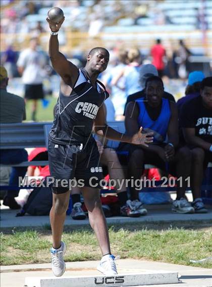 Thumbnail 2 in NCHSAA 2A Track & Field Championships photogallery.