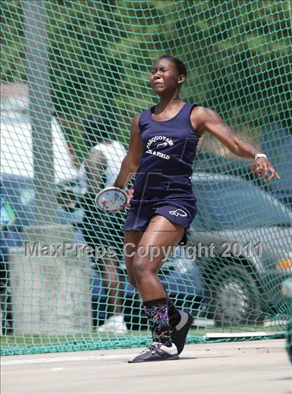 Thumbnail 3 in NCHSAA 2A Track & Field Championships photogallery.