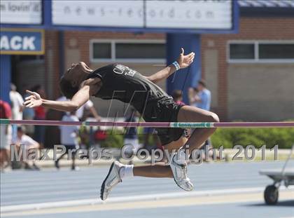 Thumbnail 3 in NCHSAA 2A Track & Field Championships photogallery.