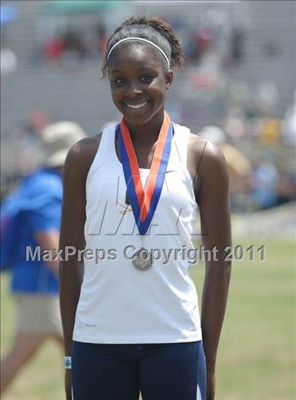 Thumbnail 1 in NCHSAA 2A Track & Field Championships photogallery.