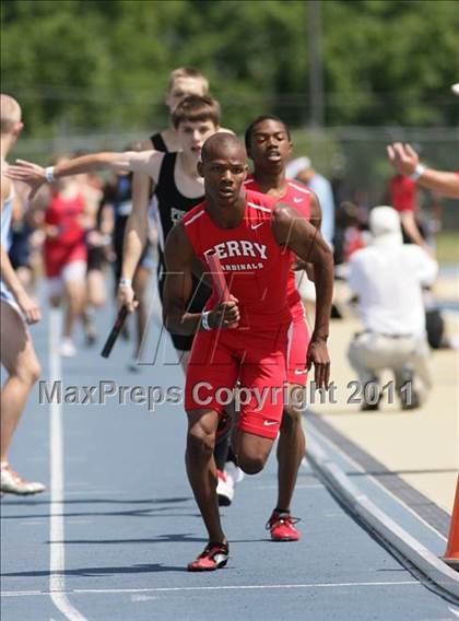 Thumbnail 2 in NCHSAA 2A Track & Field Championships photogallery.