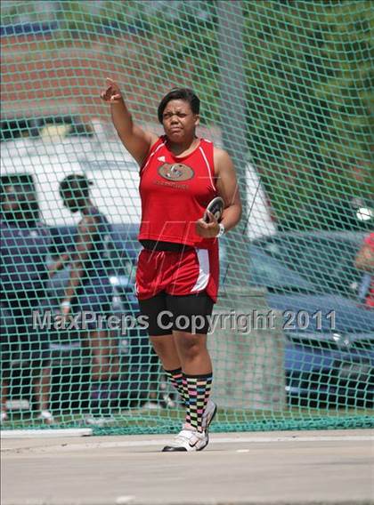 Thumbnail 1 in NCHSAA 2A Track & Field Championships photogallery.