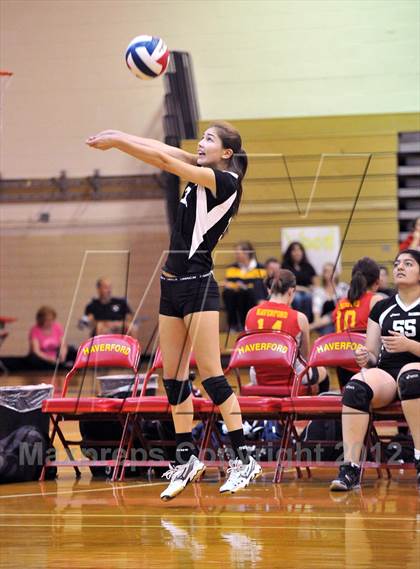 Thumbnail 1 in Radnor vs Archbishop Carroll (Ford Tough Challenge) photogallery.