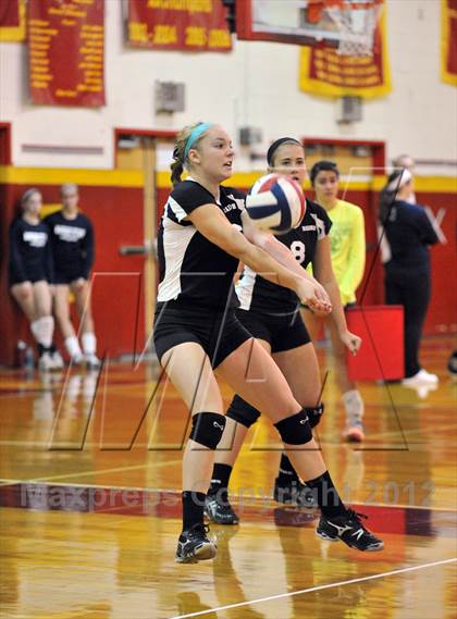 Thumbnail 2 in Radnor vs Archbishop Carroll (Ford Tough Challenge) photogallery.