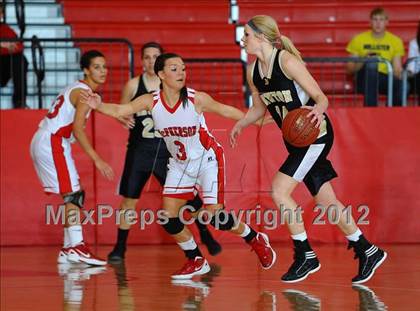 Thumbnail 3 in Newton vs. McPherson photogallery.
