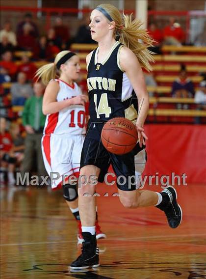 Thumbnail 3 in Newton vs. McPherson photogallery.