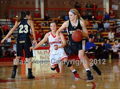 Thumbnail 3 in Newton vs. McPherson photogallery.