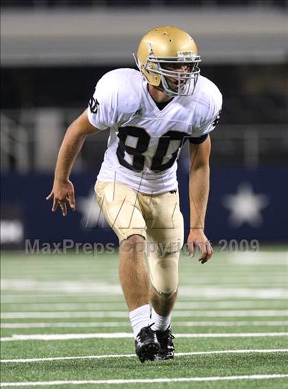 Thumbnail 3 in Klein Oak vs. Notre Dame (Kirk Herbstreit Varsity Football Series) photogallery.