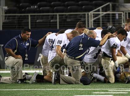 Thumbnail 1 in Klein Oak vs. Notre Dame (Kirk Herbstreit Varsity Football Series) photogallery.