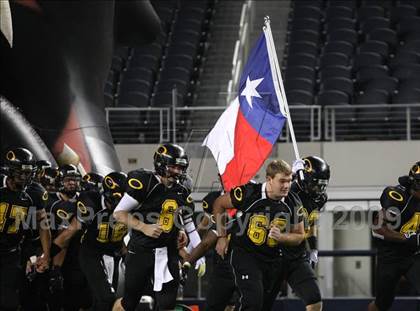 Thumbnail 2 in Klein Oak vs. Notre Dame (Kirk Herbstreit Varsity Football Series) photogallery.
