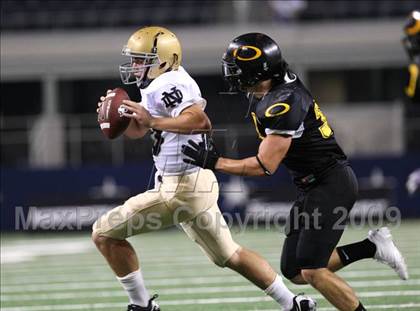 Thumbnail 1 in Klein Oak vs. Notre Dame (Kirk Herbstreit Varsity Football Series) photogallery.