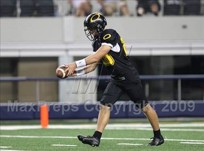 Thumbnail 1 in Klein Oak vs. Notre Dame (Kirk Herbstreit Varsity Football Series) photogallery.