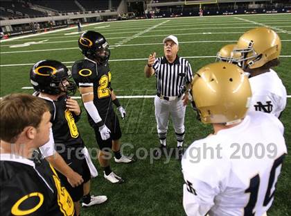 Thumbnail 2 in Klein Oak vs. Notre Dame (Kirk Herbstreit Varsity Football Series) photogallery.