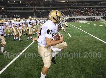 Thumbnail 1 in Klein Oak vs. Notre Dame (Kirk Herbstreit Varsity Football Series) photogallery.