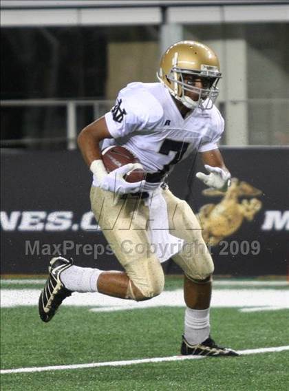Thumbnail 1 in Klein Oak vs. Notre Dame (Kirk Herbstreit Varsity Football Series) photogallery.