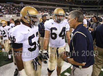 Thumbnail 1 in Klein Oak vs. Notre Dame (Kirk Herbstreit Varsity Football Series) photogallery.