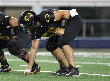 Thumbnail 3 in Klein Oak vs. Notre Dame (Kirk Herbstreit Varsity Football Series) photogallery.