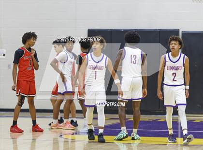 Thumbnail 1 in Strawberry Crest @ Lennard photogallery.