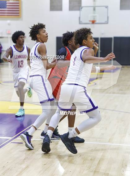 Thumbnail 3 in Strawberry Crest @ Lennard photogallery.