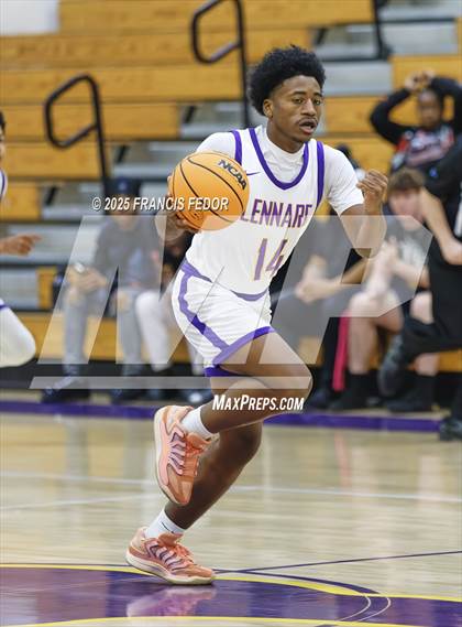 Thumbnail 1 in Strawberry Crest @ Lennard photogallery.