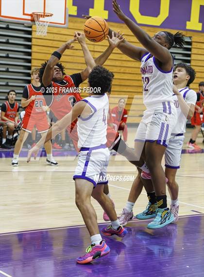 Thumbnail 3 in Strawberry Crest @ Lennard photogallery.