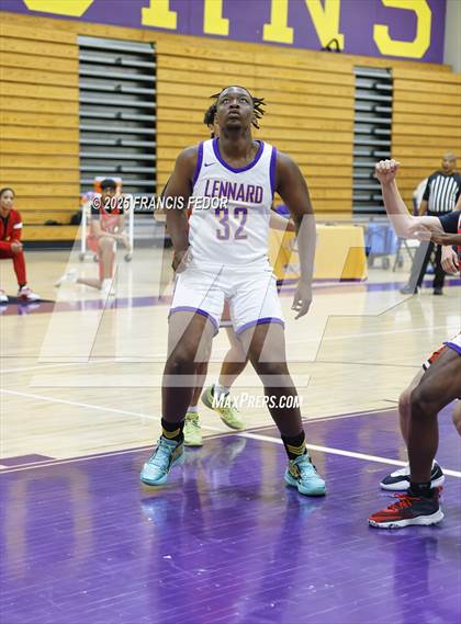 Thumbnail 2 in Strawberry Crest @ Lennard photogallery.