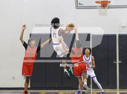 Thumbnail 2 in Strawberry Crest @ Lennard photogallery.