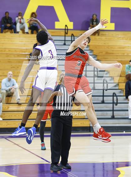 Thumbnail 3 in Strawberry Crest @ Lennard photogallery.