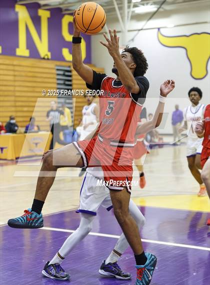 Thumbnail 1 in Strawberry Crest @ Lennard photogallery.