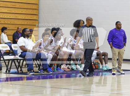 Thumbnail 1 in Strawberry Crest @ Lennard photogallery.