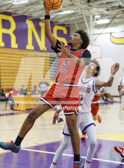 Thumbnail 2 in Strawberry Crest @ Lennard photogallery.