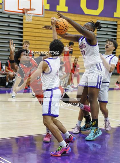 Thumbnail 1 in Strawberry Crest @ Lennard photogallery.