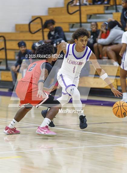 Thumbnail 2 in Strawberry Crest @ Lennard photogallery.