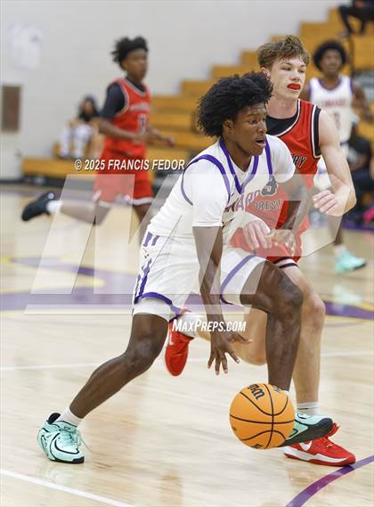 Thumbnail 3 in Strawberry Crest @ Lennard photogallery.