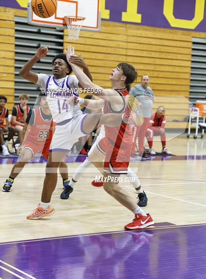 Thumbnail 2 in Strawberry Crest @ Lennard photogallery.