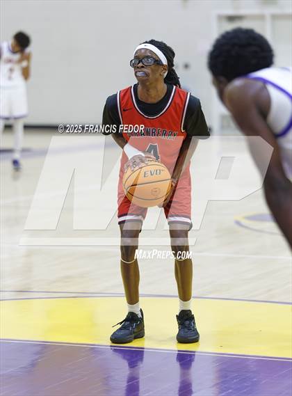 Thumbnail 1 in Strawberry Crest @ Lennard photogallery.