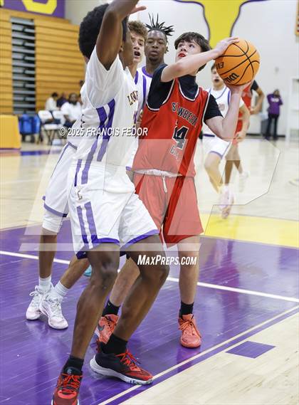 Thumbnail 1 in Strawberry Crest @ Lennard photogallery.