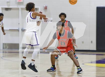 Thumbnail 3 in Strawberry Crest @ Lennard photogallery.