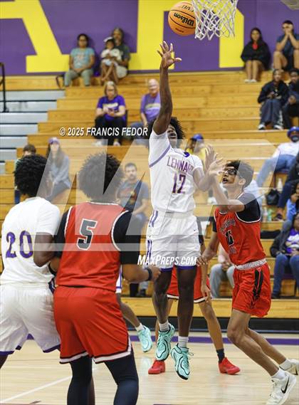 Thumbnail 1 in Strawberry Crest @ Lennard photogallery.