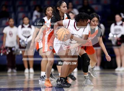 Thumbnail 1 in Cholla vs Desert View (MLK Basketball Classic) photogallery.