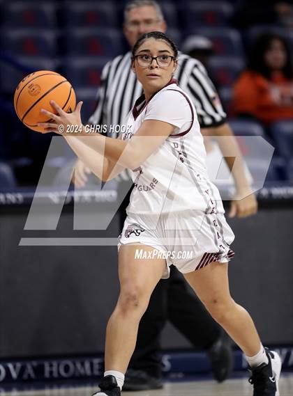 Thumbnail 2 in Cholla vs Desert View (MLK Basketball Classic) photogallery.