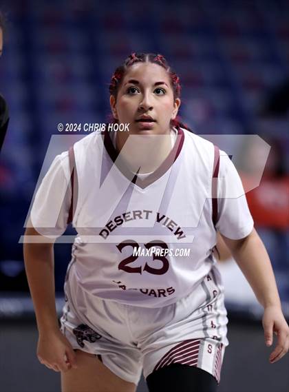 Thumbnail 2 in Cholla vs Desert View (MLK Basketball Classic) photogallery.