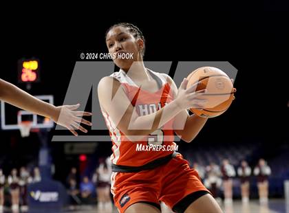 Thumbnail 3 in Cholla vs Desert View (MLK Basketball Classic) photogallery.