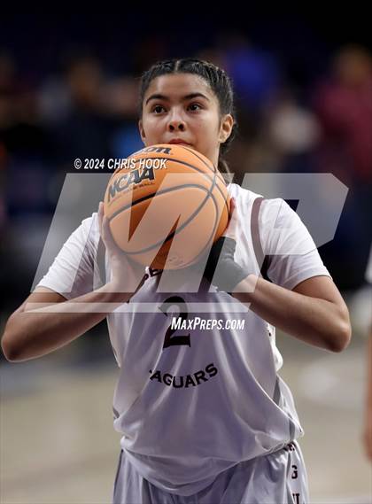 Thumbnail 1 in Cholla vs Desert View (MLK Basketball Classic) photogallery.