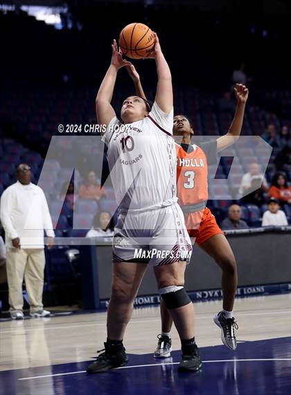 Thumbnail 2 in Cholla vs Desert View (MLK Basketball Classic) photogallery.